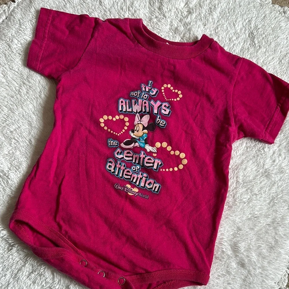 Vintage Disney world  girls pink Minnie Mouse Shirt